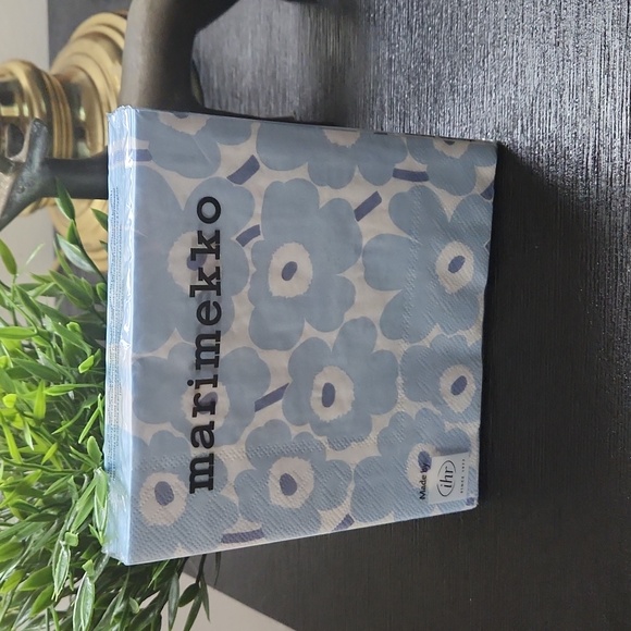 Marimekko Mini Unikko light Blue Lunch paper Napkins - Picture 3 of 3